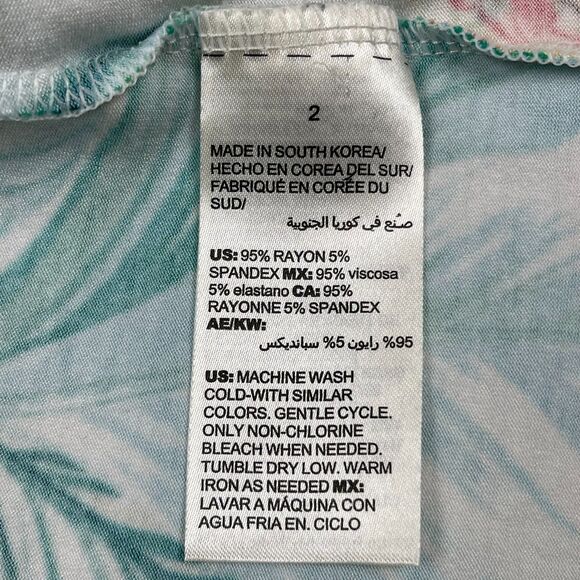 Chico's Women's Top Size 2 Large Multi Tropical Floral Asymmetrical Hem Shirt - Picture 10 of 11